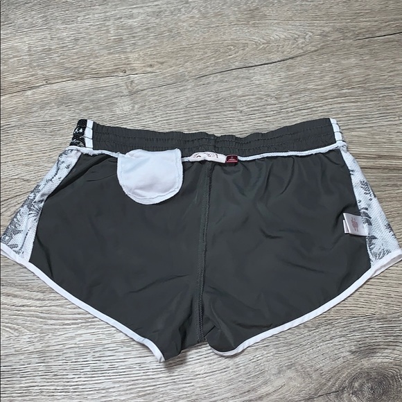 SO Palm Tree Running Shorts - Picture 6 of 6